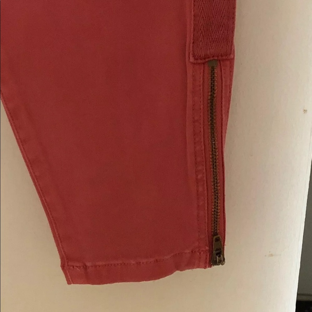 No tags, never been worn! Great for Fall